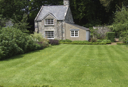 Glasfryn Estate - Garden Cottage
